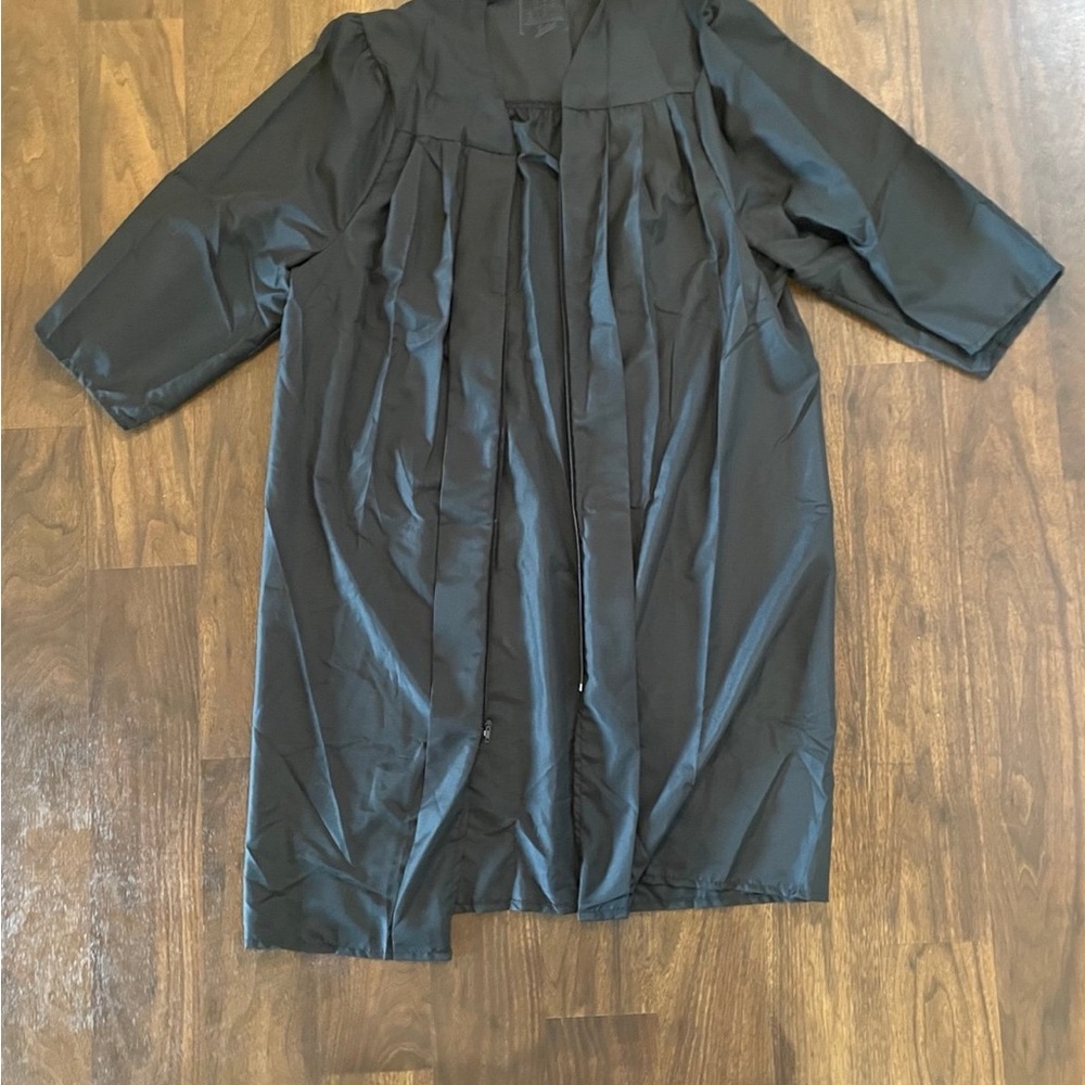 CSUF Black Bachelors Graduation Robe